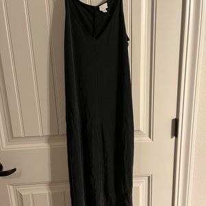black dress slit